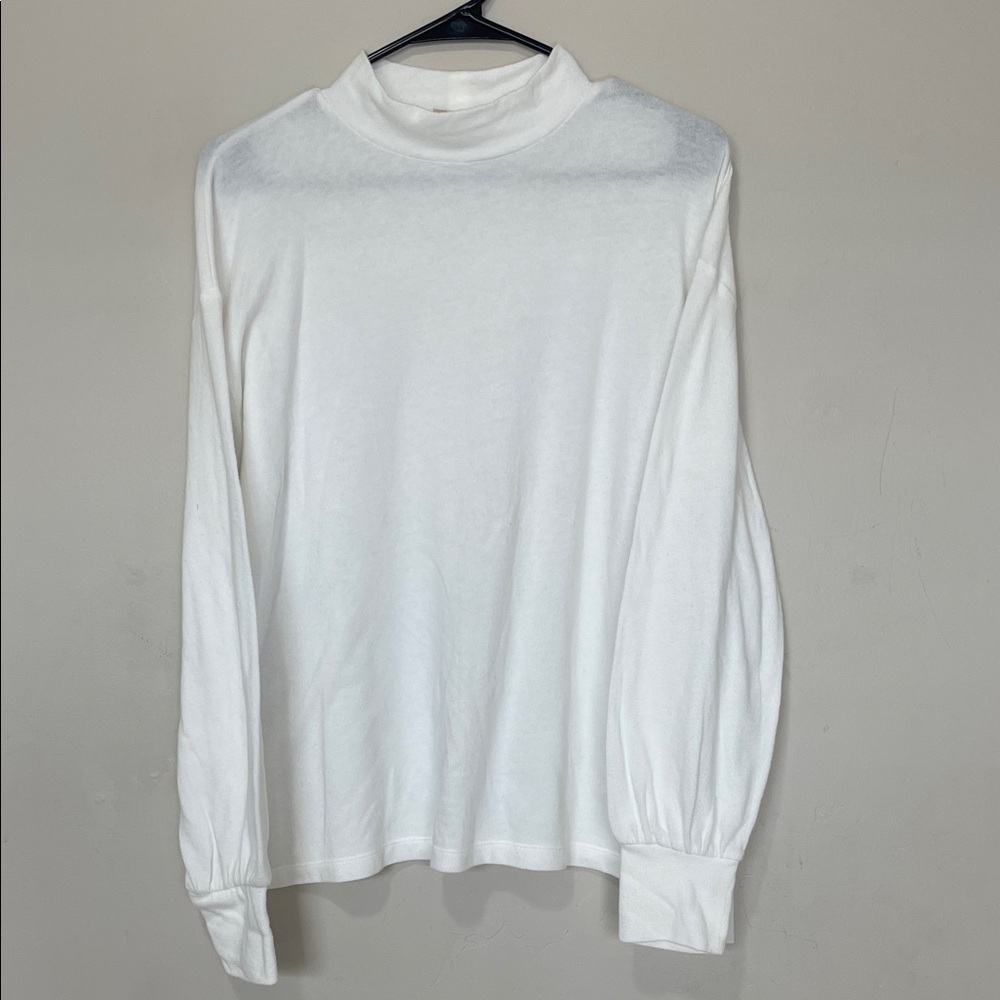 A New Approach A.N.A. Long sleeve Medium White Blouse